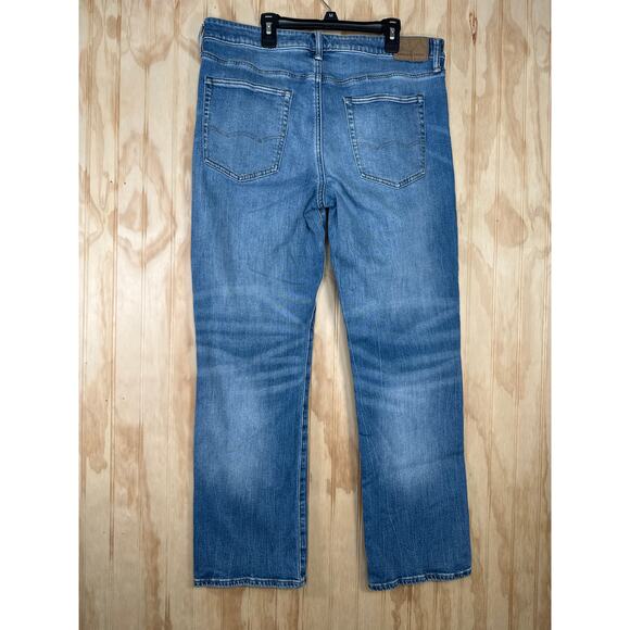 American Eagle AirFlex+ Original Bootcut Jeans Men’s 33 x 30 Slightly Distress - Picture 7 of 7
